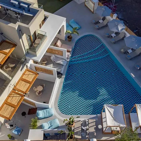 Zoe Boutique Hotel 3*