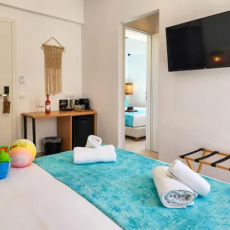 Zoe Boutique Hotel 3*